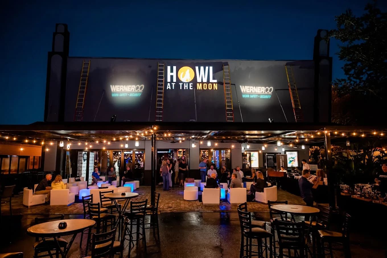 Howl at the Moon Indianapolis