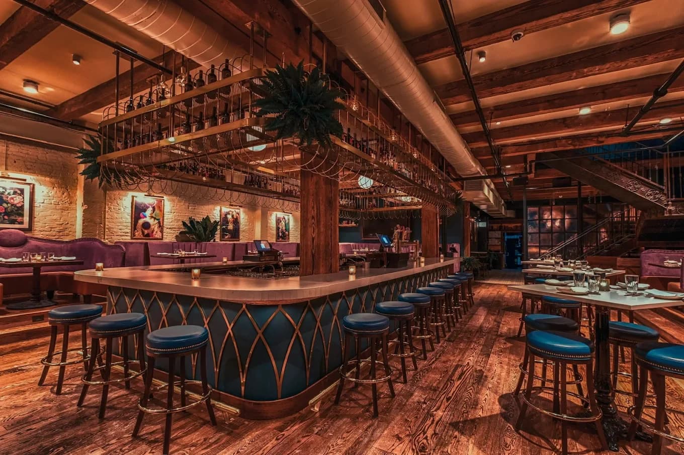 Blue Violet Cocktail Lounge at Hubbard Inn