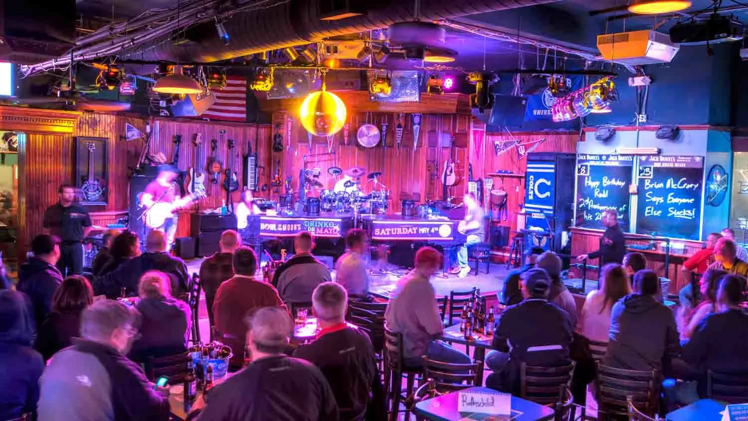 Howl at the Moon Indianapolis