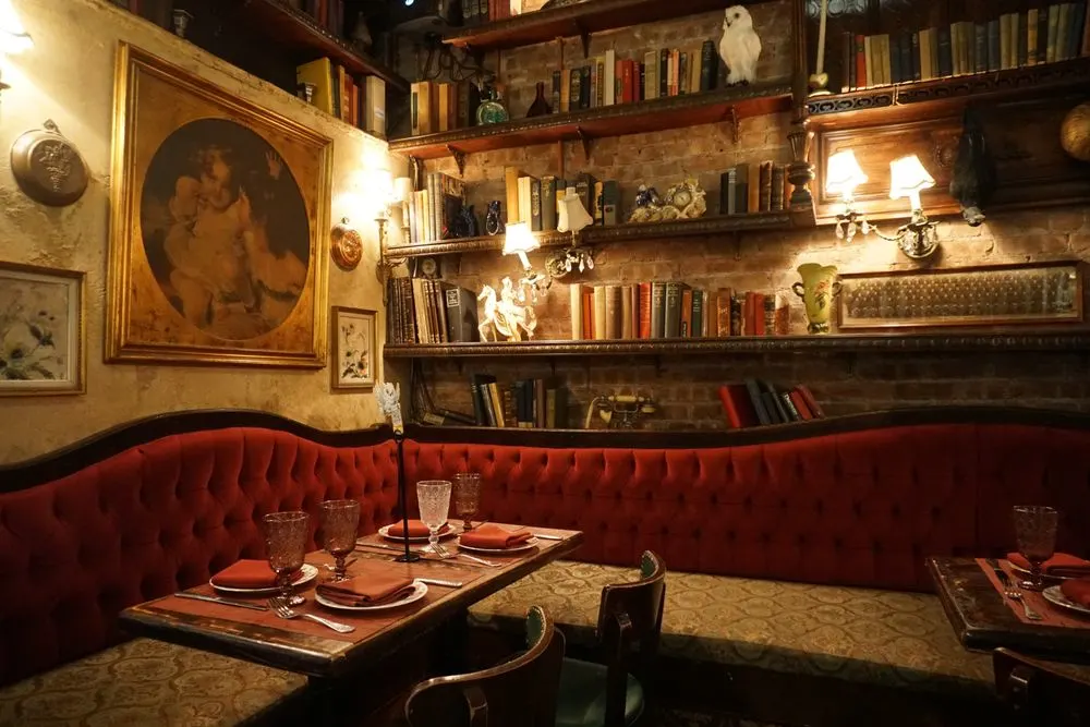Lillie's Victorian Establishment - Union Square