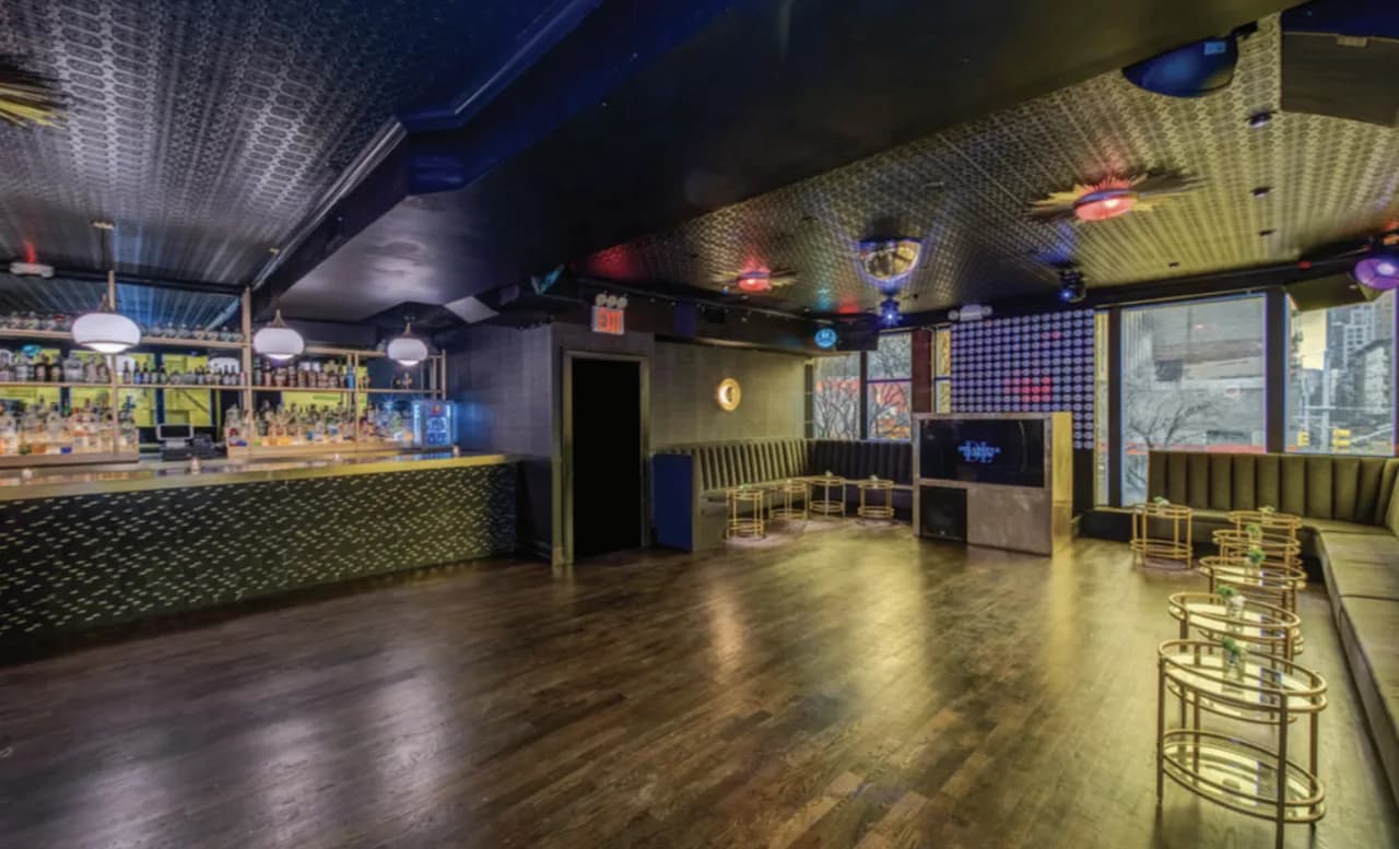 The DL Rooftop Lounge