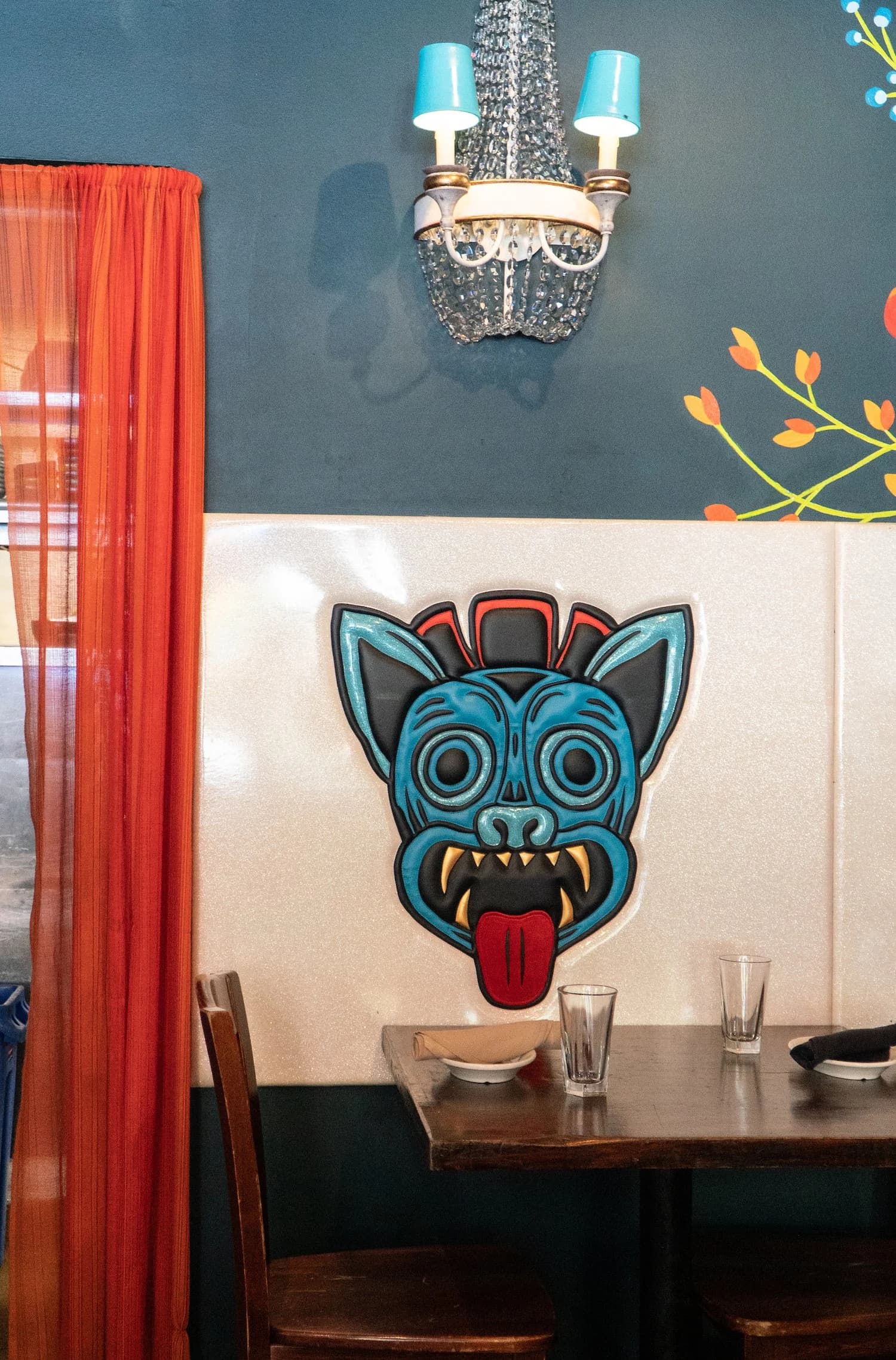 Chapulin Cantina