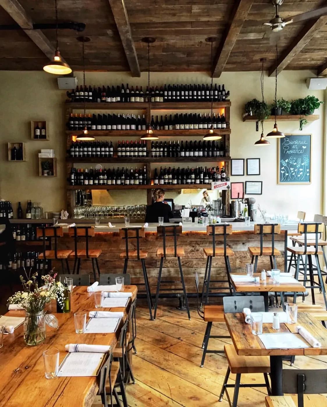 St Tropez Wine Bar
