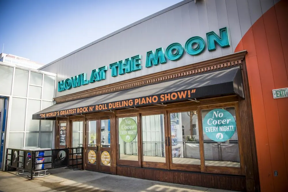 Howl at the Moon Kansas City